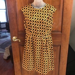 NWT Elizabeth McKay silk dress. Chain link pattern